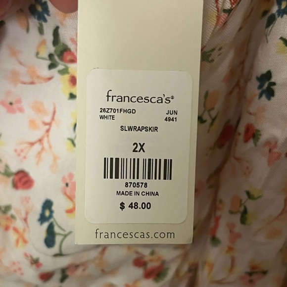 Francesca’s Wrap-Style Dress - Picture 4 of 4